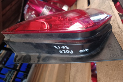 Lampa stop dreapta pe aripa Volkswagen VW Polo 5 6