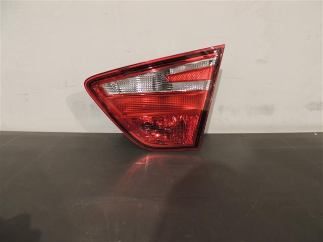 Lampa ; Stop dreapta pe portbagaj Seat Toledo an 2013 2014 2015 2016 2017 2018