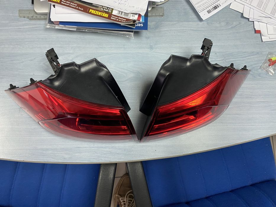 lampa stop spate dreapta pe aripa VW Gol