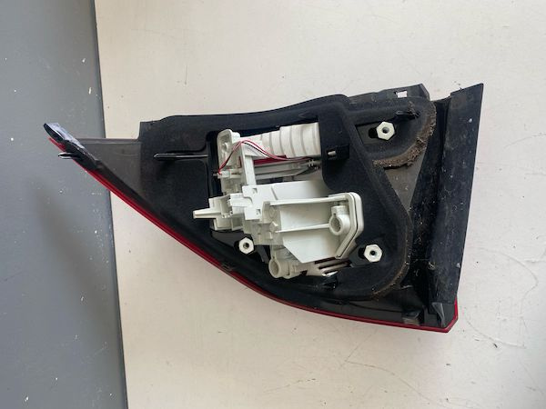 Lampa Stop Spate Stanga Volvo S60 2010-2