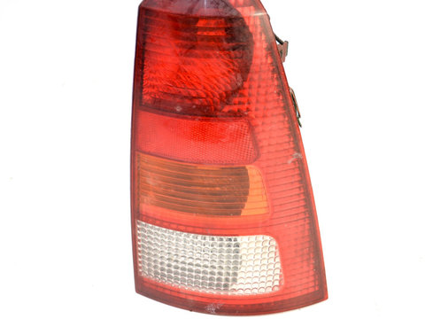 Lampa Stop Spate / Tripla Caroserie,dreapta Ford FOCUS Mk 1 1998 - 2007 XS4X13404EC, XS4X-13404-EC, XS4X-13404, XS4X13404