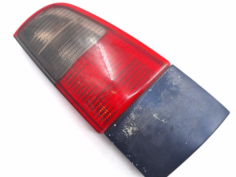 Lampa Stop Spate / Tripla Caroserie,dreapta Seat CORDOBA Vario (6K5) 1996 - 2002 6K0945257A, 6K0945112B, 6K0 945 257 A, 6K0 945 112 B, 6K0945257, 6K0945112