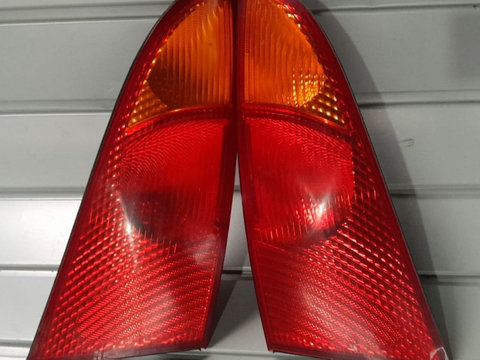 Lampa Stop Spate / Tripla Caroserie,dreapta,stanga Ford FOCUS Mk 1 1998 - 2007