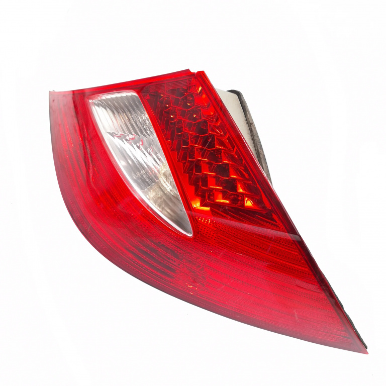 Lampa Stop Spate / Tripla Dreapta,caroserie Mercedes-Benz CLS (C219) 2004 - 2010 Motorina A2198200264, 427002, 427122R, 427182R, 427102R