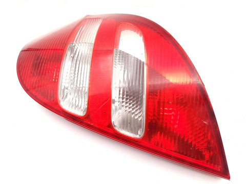 Lampa Stop Spate / Tripla Dreapta Mercedes-Benz A-CLASS (W169) 2004 - 2012 Benzina A1698200464, 1698200464, 3330728004, 3330-7280-04