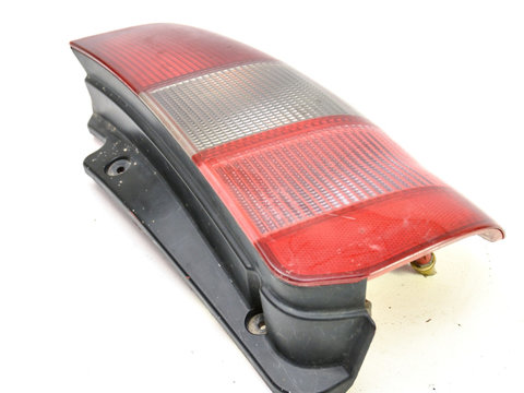 Lampa Stop Spate / Tripla Dreapta Renault ESPACE Mk 3 1996 - 2002 287602