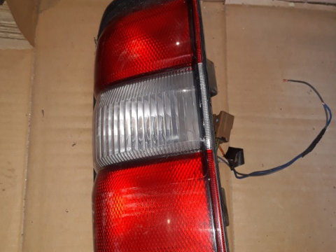 Lampa stop stanga Nissan Patrol 3.0 D 2002