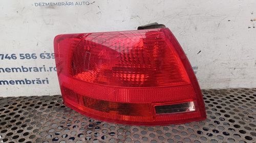 Lampa stop stanga pe aripa Audi A4 B7 [2