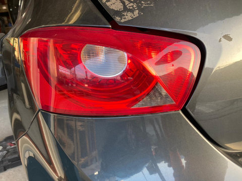 Lampa stop stanga pe aripa Seat Ibiza 4 6J [2008 - 2012] Hatchback 5-usi 1.4 (90 hp) gasoline DEZMEMBREZ SEAT IBIZA 2010 1.4 TDI