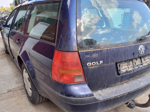 Lampa stop stanga pe aripa Volkswagen Golf 4 [1997 - 2006] wagon