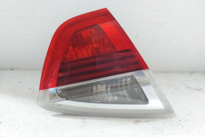 Lampa stop stanga pe capota portbagaj Lampa stop portbagaj Non-FaceLift 6937459 C214 6937459 BMW Seria 3 E90 [2004 - 2010]