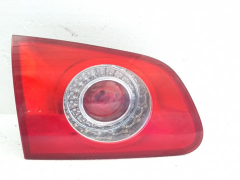 Lampa stop stanga pe capota portbagaj 3C994509307S C212 3C994509307S Volkswagen VW Passat B6 [2005 - 2010]