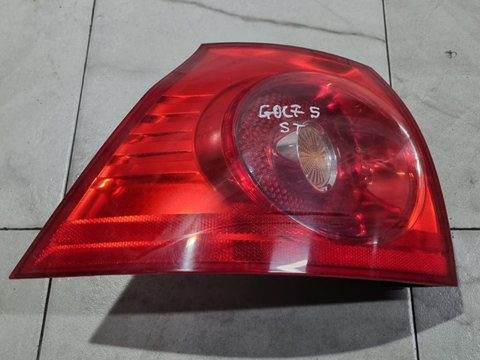 Lampa stop stanga VW Golf 5