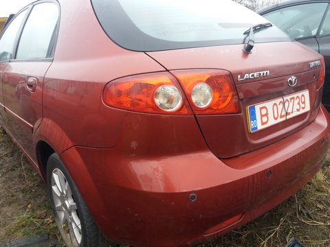 Lampa stop stg.pe aripa Daewoo Lacetti