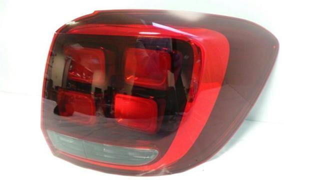 Lampa stop tripla dreapta Dacia Sandero 2 -2017-2018-2019-2020 noua cod echivalent 265506147R