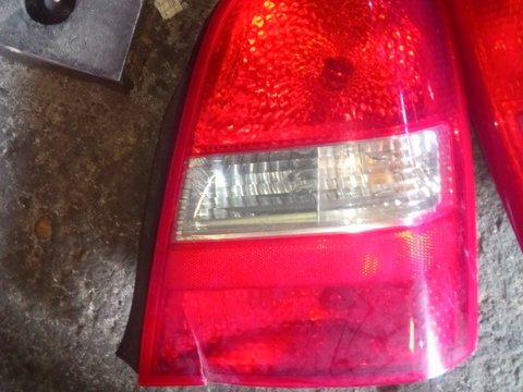 Lampa stop tripla dreapta Nissan Primera P12 sedan berlina ⭐⭐⭐⭐⭐