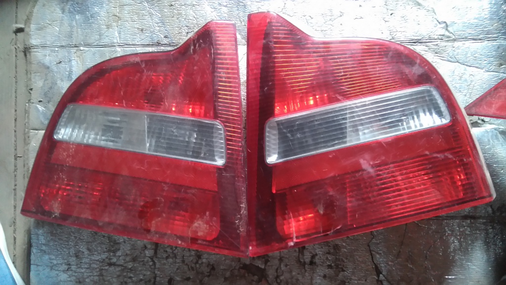 Lampa stop Volvo