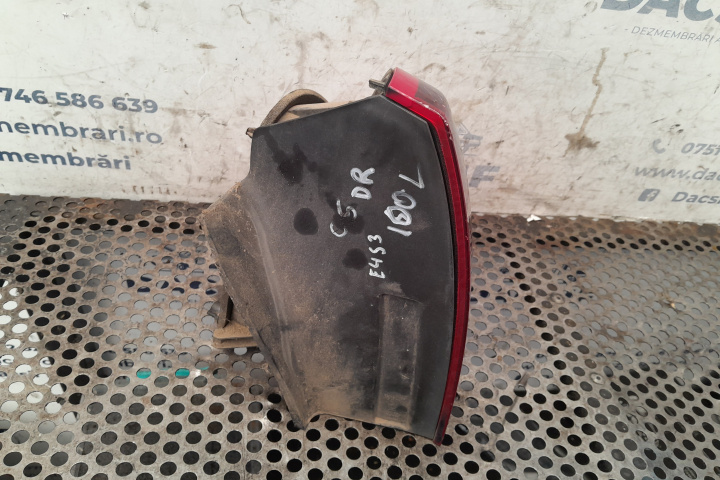 Lampa / Tripla stop dreapta pe aripa Ford Mondeo MK3 [2000 - 2003] Sedan 2.0 TDCi 5MT (130 hp)