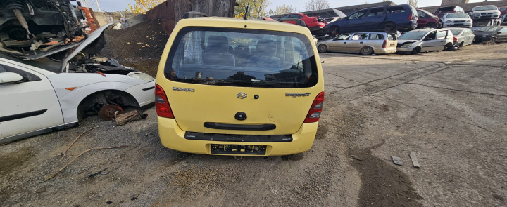 Lampa / Tripla stop dreapta pe aripa Suz
