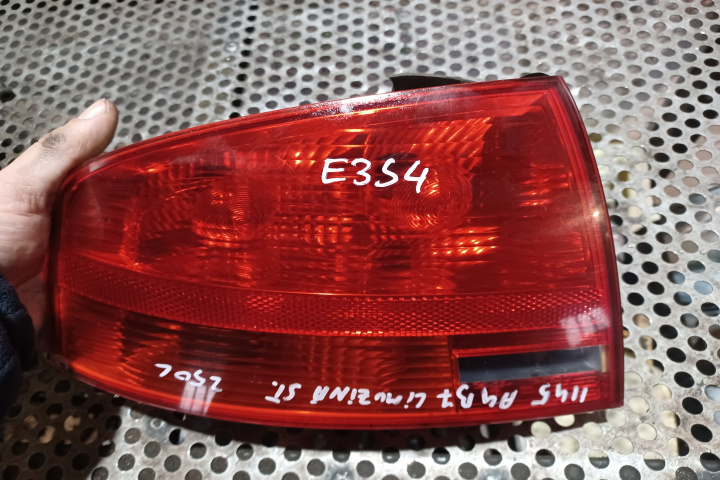 Lampa / Tripla stop stanga pe aripa LIMUZINA 8E594
