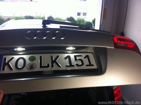 Lampi LED ORIGINALE iluminat nr Audi A4 A5 Q5 8K 8T 8R cod : 4G0943021