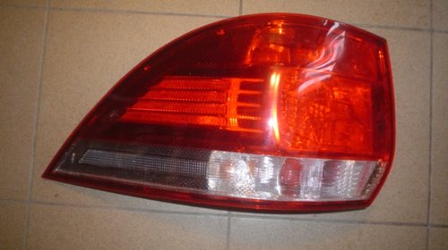 Led stanga vw golf 6 trendline 2013 (1k9