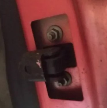 Limitator usa stanga fata Renault Clio 4
