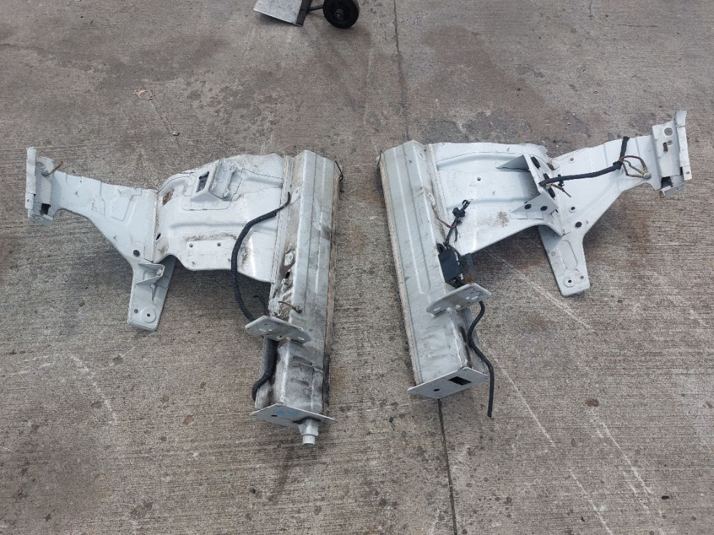 Lonjeron stanga dreapta fata Mercedes Sprinter 910 2018 2019 2020 2021 2022 2023