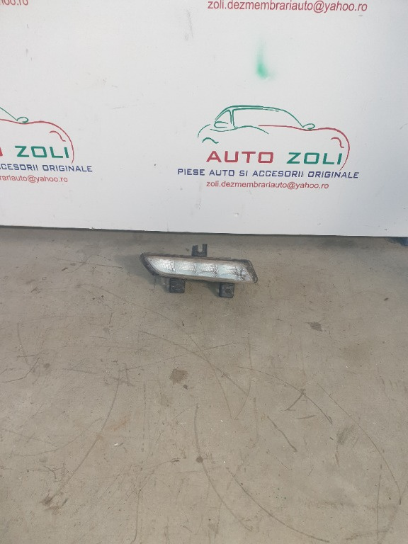 Lumina zi led DRL dreapta RENAULT CLIO 4 an 2016