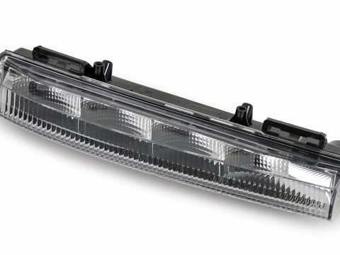 Lumini de zi - Daytime running light MERCEDES Clasa C W204 03.2011-2014, Clasa E W212 2009-2016, C207 2009-2013, Clasa SLK R172 03.2011-2015, partea dreapta 0999065400