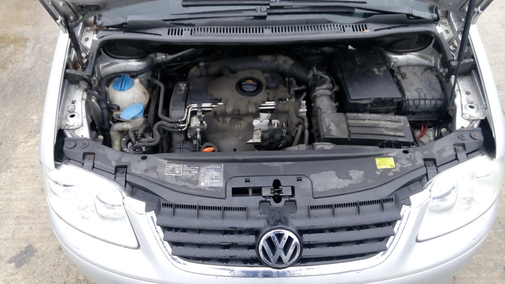 Lumini de zi VW Touran 2006 Htchback 2.0
