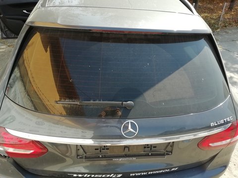 Luneta Mercedes W205/S205