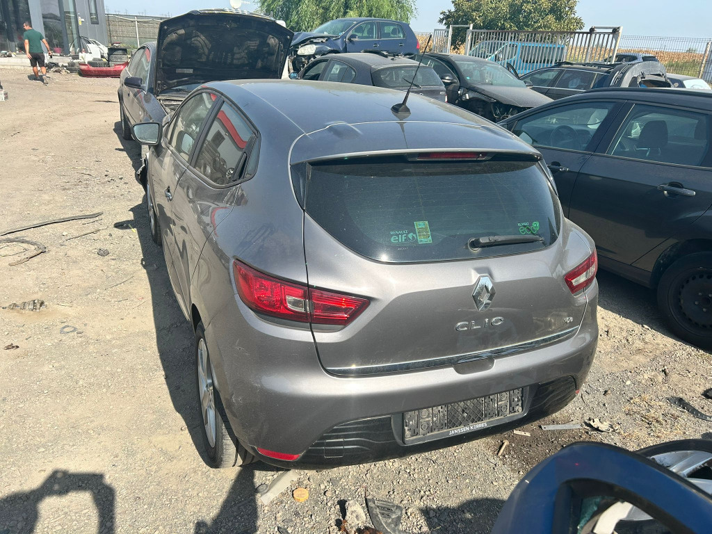 Luneta Renault Clio IV 2016, Hatchback