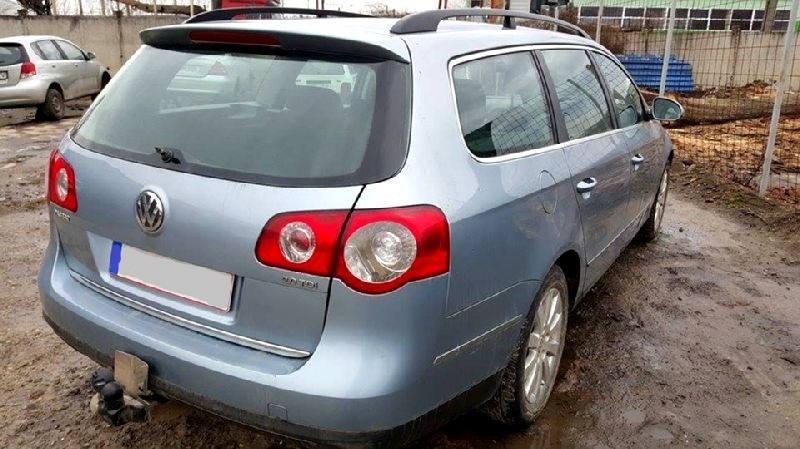 Luneta VW Passat B6 2.0 2008