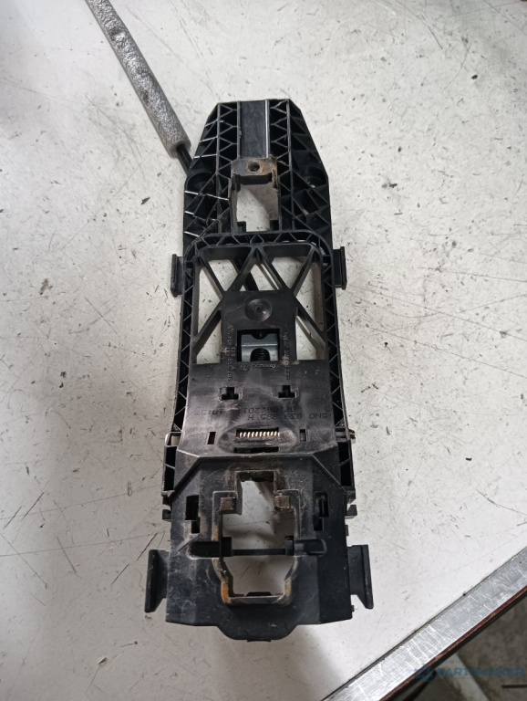 Mâner ușa interior stanga spate VOLKSWAGEN (SVW) TIGUAN (5N) [ 2010 - > ] OEM 5n0837017c