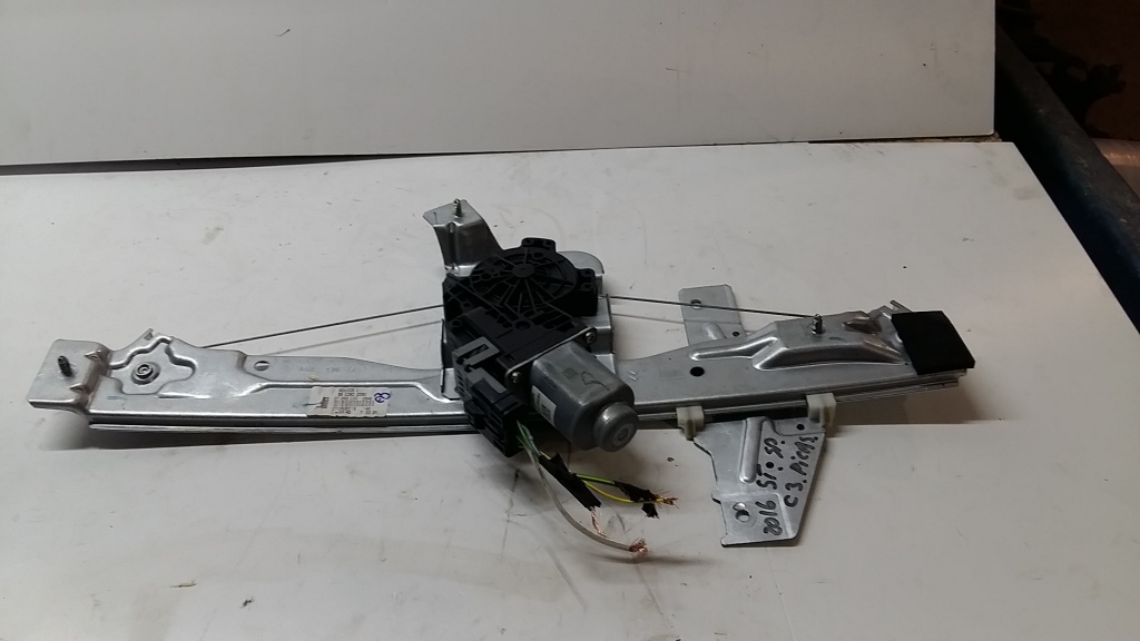 Macara cu motoraș stânga spate Citroen C3 Picass