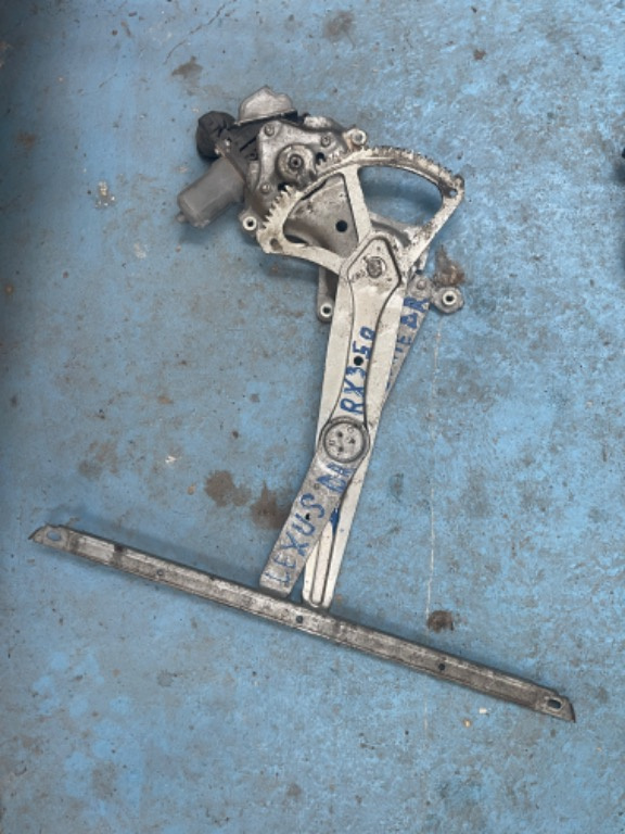 Macara cu motoras dreapta spate Lexus RX350 2008
