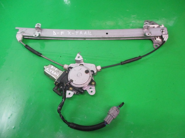 MACARA CU MOTORAS USA DREAPTA FATA COD 8