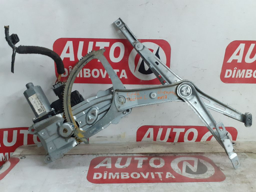 MACARA DREAPTA FATA ELECTRICA OPEL VECTRA C 2004 OEM:A330013100418.