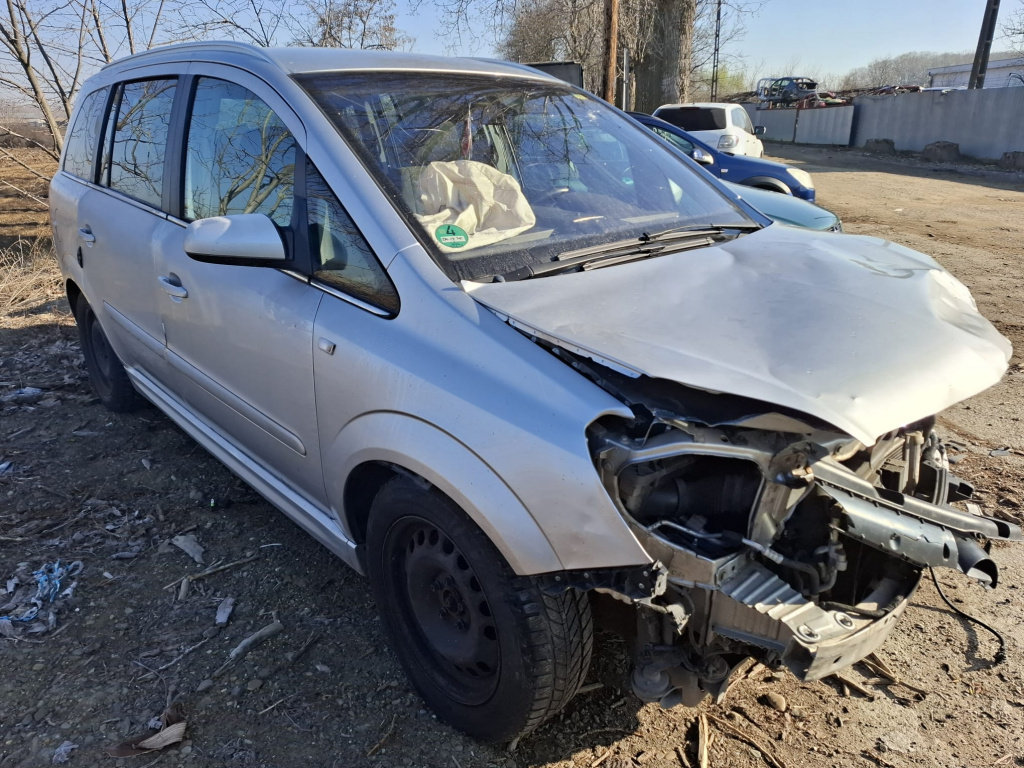 Macara dreapta spate 13132228 Opel Zafir
