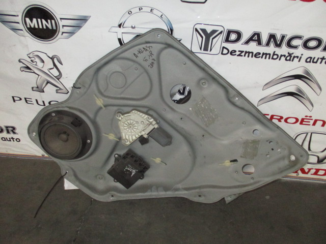 MACARA DREAPTA SPATE Mercedes A-Class AN 2008