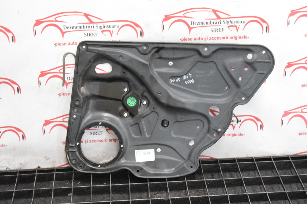 Macara dreapta spate VW Passat B6 electrica 495