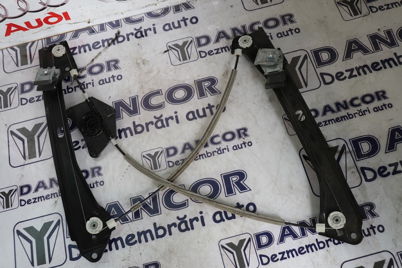 MACARA ELECTRICA DREAPTA FATA VW JETTA / AN 2014 -