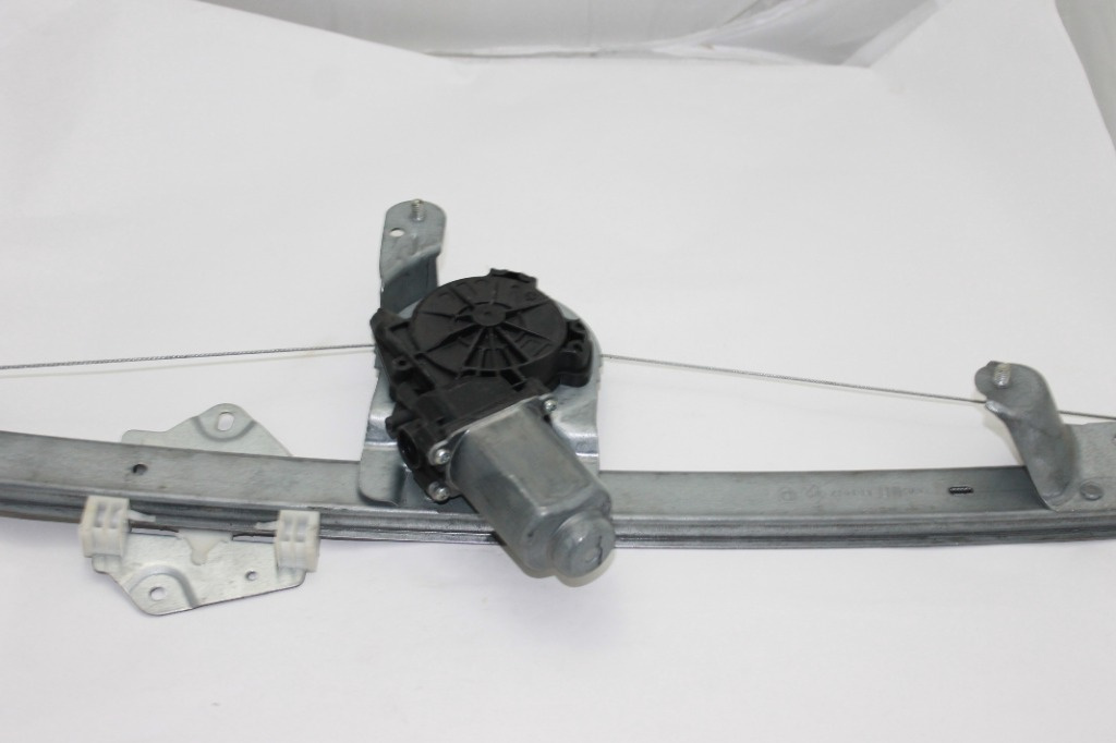 Macara electrica dreapta pentru geam Logan 6001547