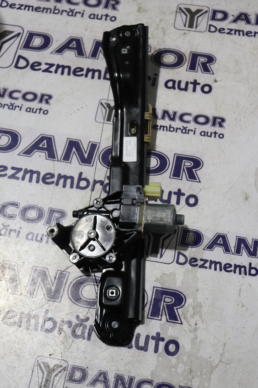 MACARA ELECTRICA DREAPTA SPATE FORD ECOSPORT