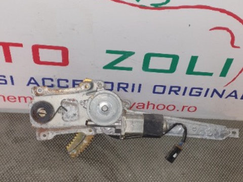 Macara electrica dreapta spate NISSAN PATROL Y61 din 2004