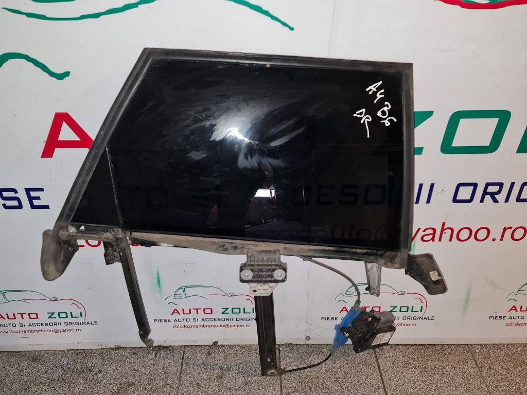 Macara electrica dreapta spate pentru Audi A4 b6 an 2004