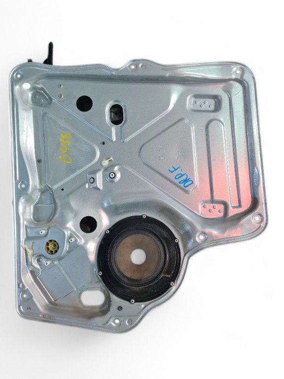 Macara electrica geam usa dreapta fata VW T5 Caravelle an 2011 cod 7E1837730B