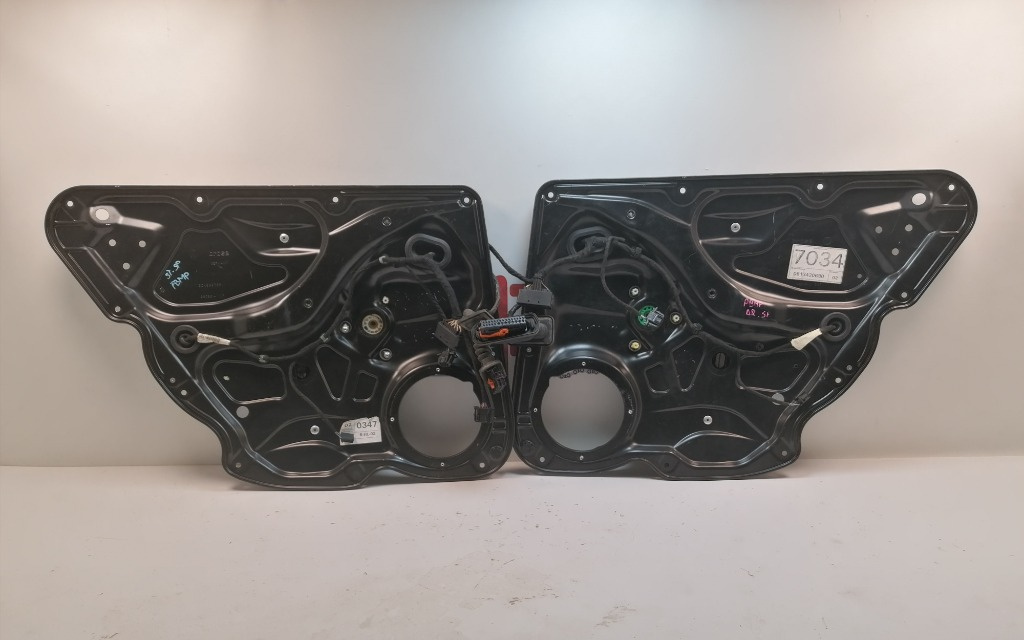 Macara electrica spate stanga dreapta OEM 3C4839756H 3C4839755H