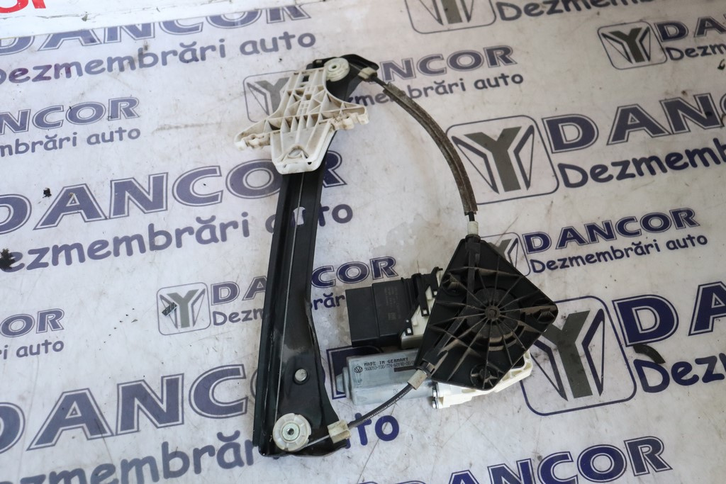 MACARA ELECTRICA STANGA SPATE VOLKSWAGEN JETTA AN 